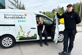 Kiinteistöhuollon kesätyöntekijät Daniel ja Milja