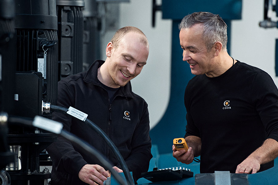 Kiinteistöhuollon työntekijöitä