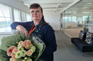 Vuoden ympäristöteko -palkinnon voittaja Raija Peltomaa.